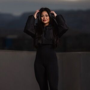 Meet your Posher, Mira